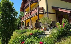 Villa Gold